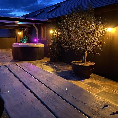 Lavender - Luxurious Barn Conversion - Blossom Farm Johnston Extérieur photo