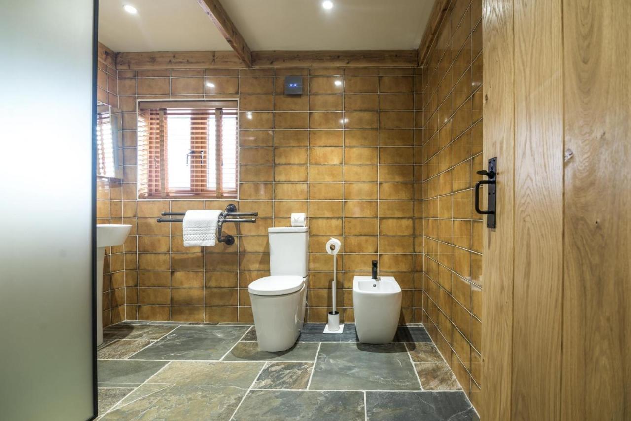 Lavender - Luxurious Barn Conversion - Blossom Farm Johnston Extérieur photo