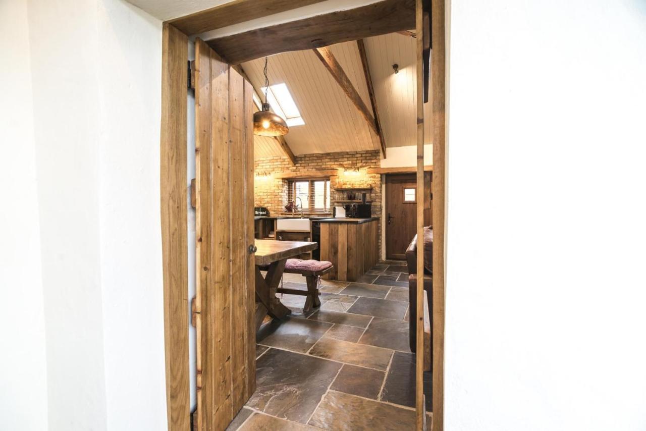 Lavender - Luxurious Barn Conversion - Blossom Farm Johnston Extérieur photo